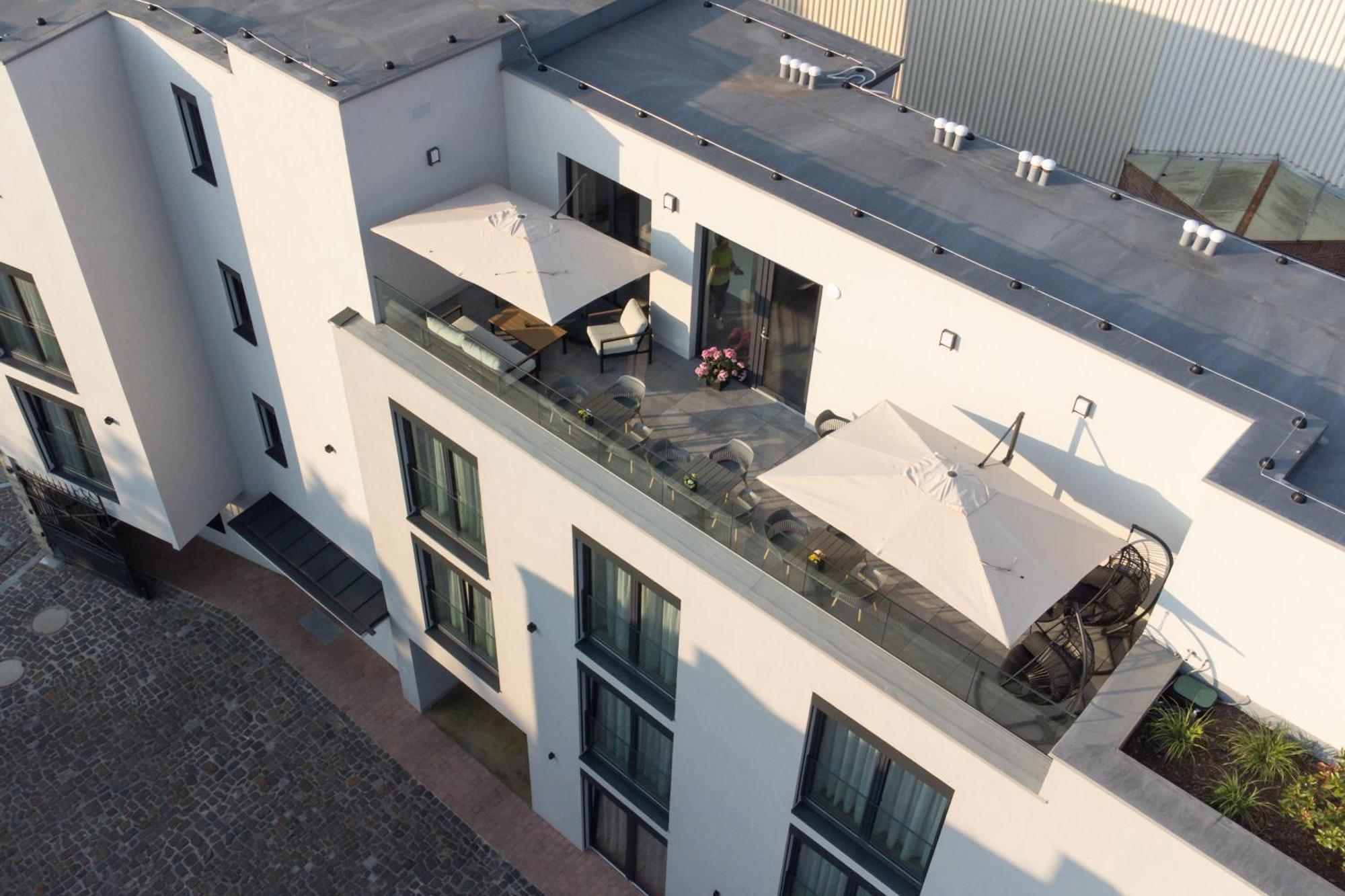 River Apartments มลาดาโบเลสลัฟ ภายนอก รูปภาพ